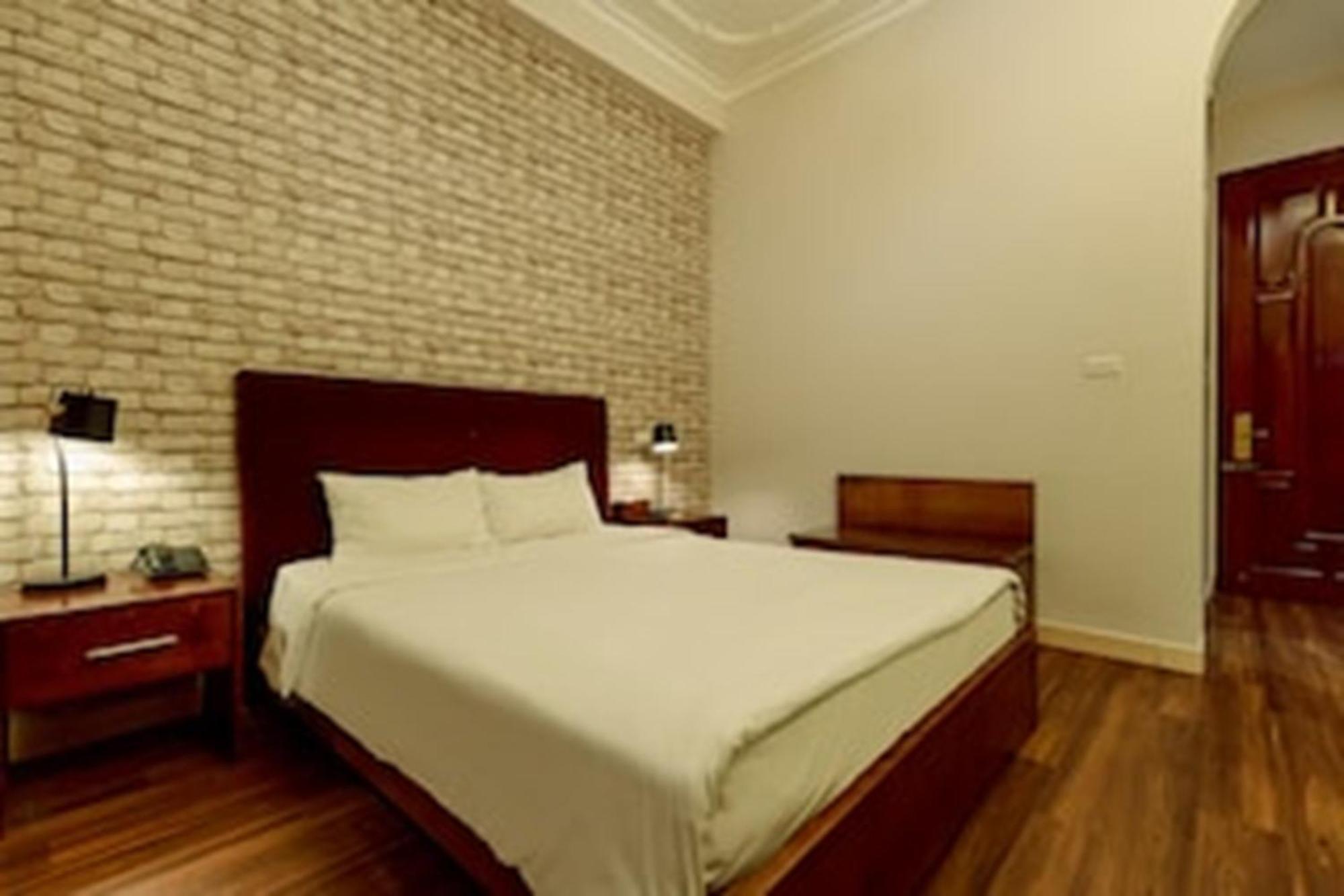 Super Oyo Capital O 1173 Le Grand Hanoi Hotel - The Ruby Dış mekan fotoğraf